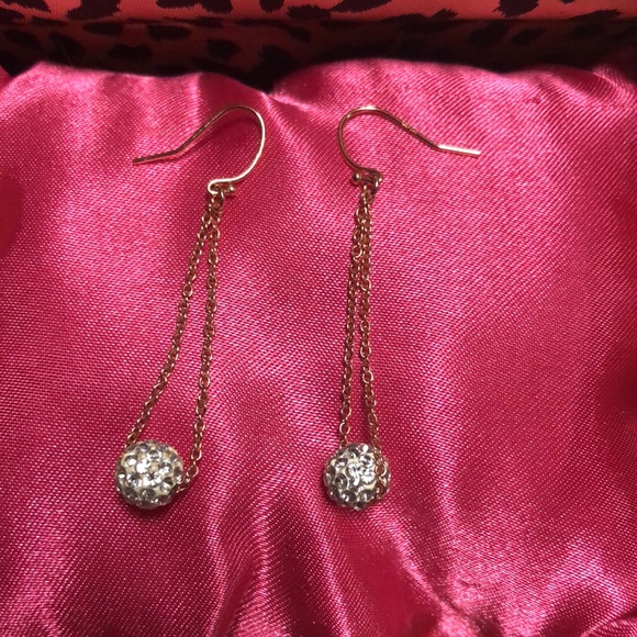 Beautiful Swarovski Crystal Faux Gold Dangle Earrings - Picture 9 of 12
